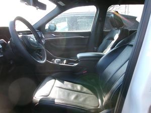 JEEP GRAND CHEROKEE L LIMITED - 3