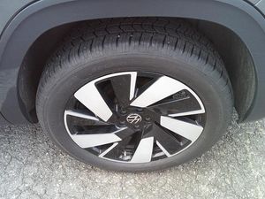 VOLKSWAGEN ATLAS CROSS SPORT 2.0T SE W/TECHNOLOGY - 8