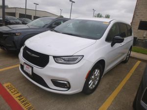 CHRYSLER PACIFICA SELECT - 1