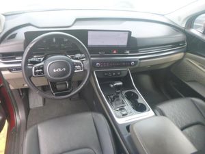 KIA CARNIVAL LXS - 4