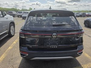 صورة 20 لـ 2025 Volkswagen TAOS SE