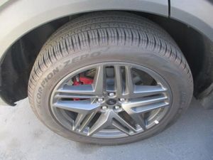 FORD EXPLORER ST-LINE - 9