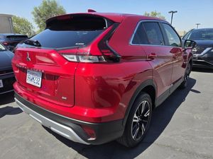 2025 Mitsubishi ECLIPSE CROSS — фото 2