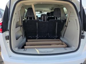 CHRYSLER PACIFICA TOURING L - 6