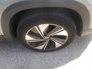 2025 Volkswagen TAOS SE 照片 9