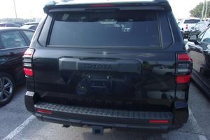 2025 Toyota 4RUNNER SR5 缩略图 18