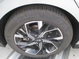 HYUNDAI SONATA SEL - 9