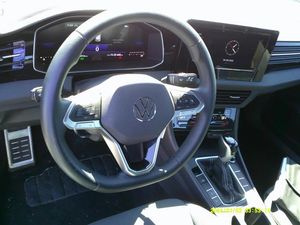 VOLKSWAGEN JETTA SPORT - 8