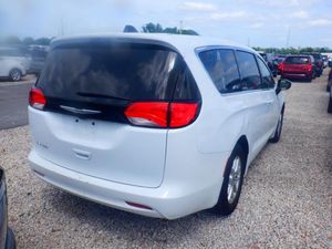 CHRYSLER VOYAGER LX - 2