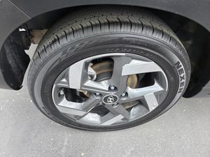 2025 Hyundai VENUE 照片 10