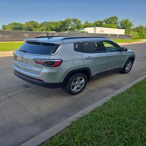 صورة 5 لـ 2024 JEEP COMPASS LATITUDE