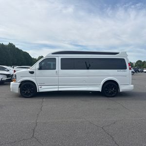 CHEVROLET EXPRESS 2500 - 2