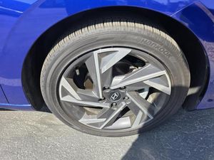 HYUNDAI ELANTRA SEL CONVENIENCE - 8