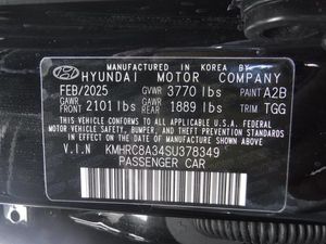 صورة 7 لـ 2025 Hyundai VENUE SEL