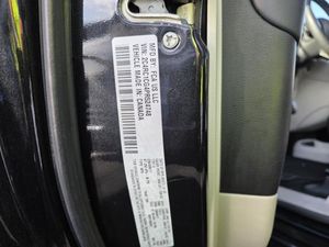 CHRYSLER VOYAGER LX - 7