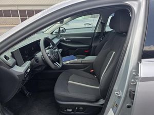 HYUNDAI SONATA SEL - 3