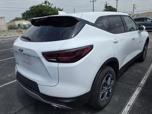 CHEVROLET BLAZER LT - 2