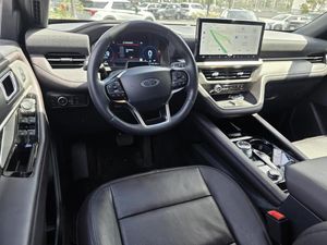 FORD EXPLORER PLATINUM - 4