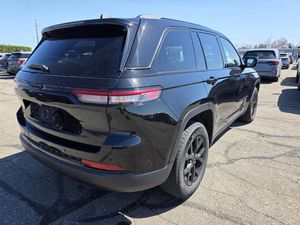 JEEP GRAND CHEROKEE LAREDO - 2