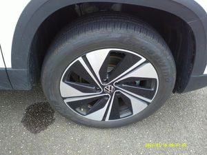 صورة 13 لـ 2025 Volkswagen TAOS SE