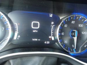 CHRYSLER PACIFICA TOURING L - 5