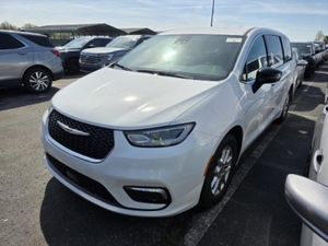 CHRYSLER PACIFICA TOURING L - 1