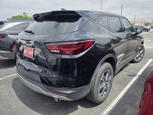 CHEVROLET BLAZER LT - 2