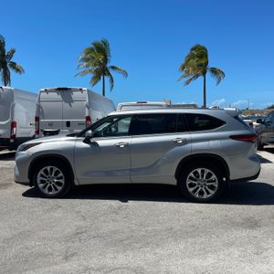 TOYOTA HIGHLANDER - 2