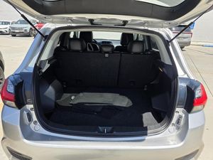 2025 Mitsubishi OUTLANDER SPORT SE 照片 6