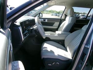 2025 Hyundai SANTA FE SEL 照片 3