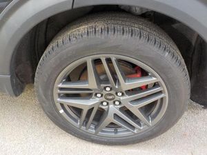 FORD EXPLORER ST-LINE - 10