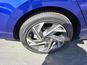 HYUNDAI ELANTRA SEL CONVENIENCE - 9