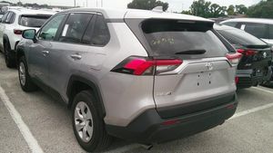 2025 Toyota RAV4 LE — миниатюра 23