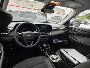 صورة 4 لـ 2025 Chevrolet TRAILBLAZER LT