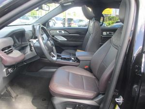 FORD EXPLORER PLATINUM - 3