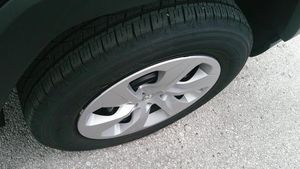 صورة مصغرة 15 لـ 2025 Toyota RAV4 LE