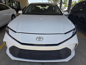 2025 Toyota CAMRY SE thumbnail 11