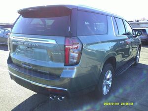 CHEVROLET SUBURBAN PREMIER - 2