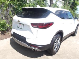 صورة 2 لـ 2025 Chevrolet BLAZER LT