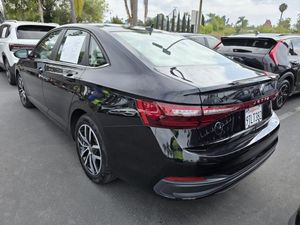 2025 Volkswagen JETTA SE — миниатюра 24