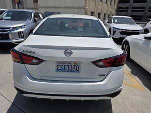 2025 Nissan ALTIMA SV — миниатюра 20