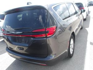 CHRYSLER PACIFICA TOURING L - 2