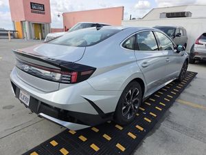 HYUNDAI SONATA SEL - 2