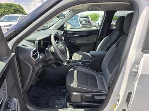صورة 3 لـ 2025 Chevrolet TRAILBLAZER LT