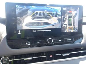 MITSUBISHI OUTLANDER SE - 8