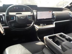 FORD EXPEDITION PLATINUM - 4