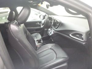 CHRYSLER PACIFICA SELECT - 3