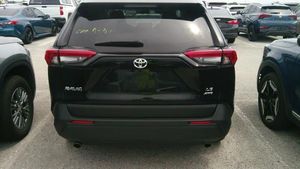 صورة مصغرة 20 لـ 2025 Toyota RAV4 LE