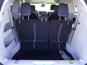 CHRYSLER PACIFICA TOURING L - 6