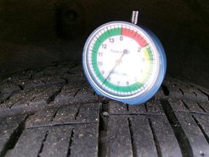 CHRYSLER PACIFICA LIMITED - 9